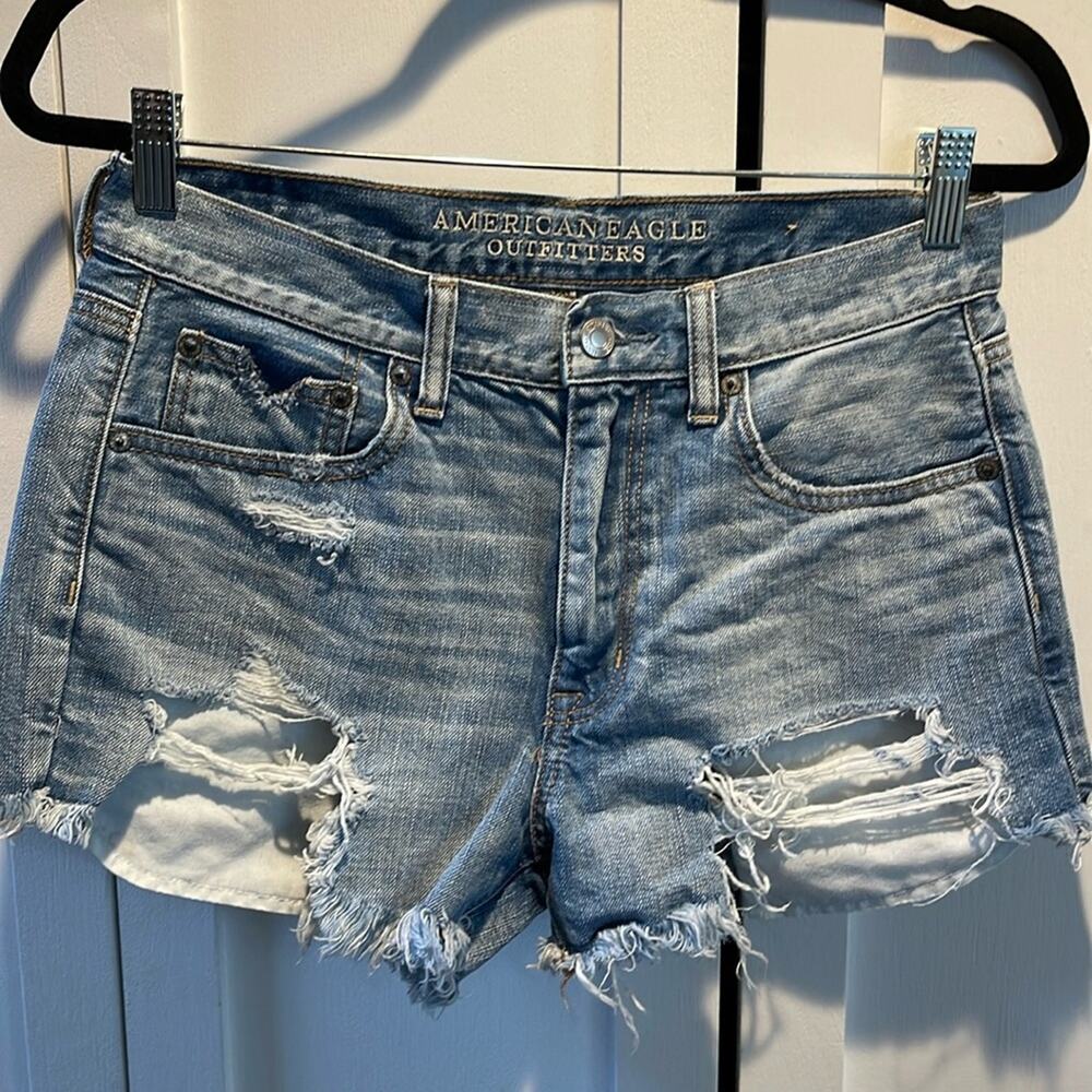 American Eagle Vintage Hi-Rise Festival Cutoff Jean Shorts 3" Inseam Size 6